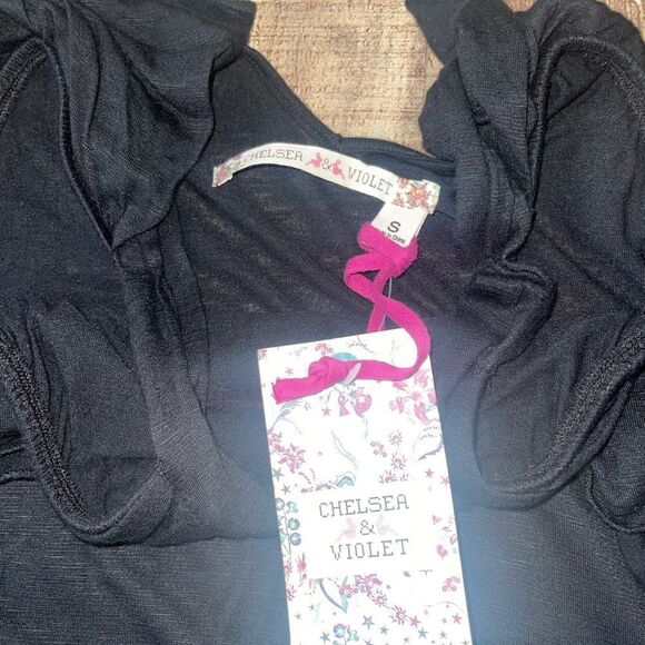 Nwt Chelsea & Violet long sleeve black top - Picture 13 of 13